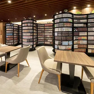 Hotel The Hedistar Nijo Comic & Books, Kioto